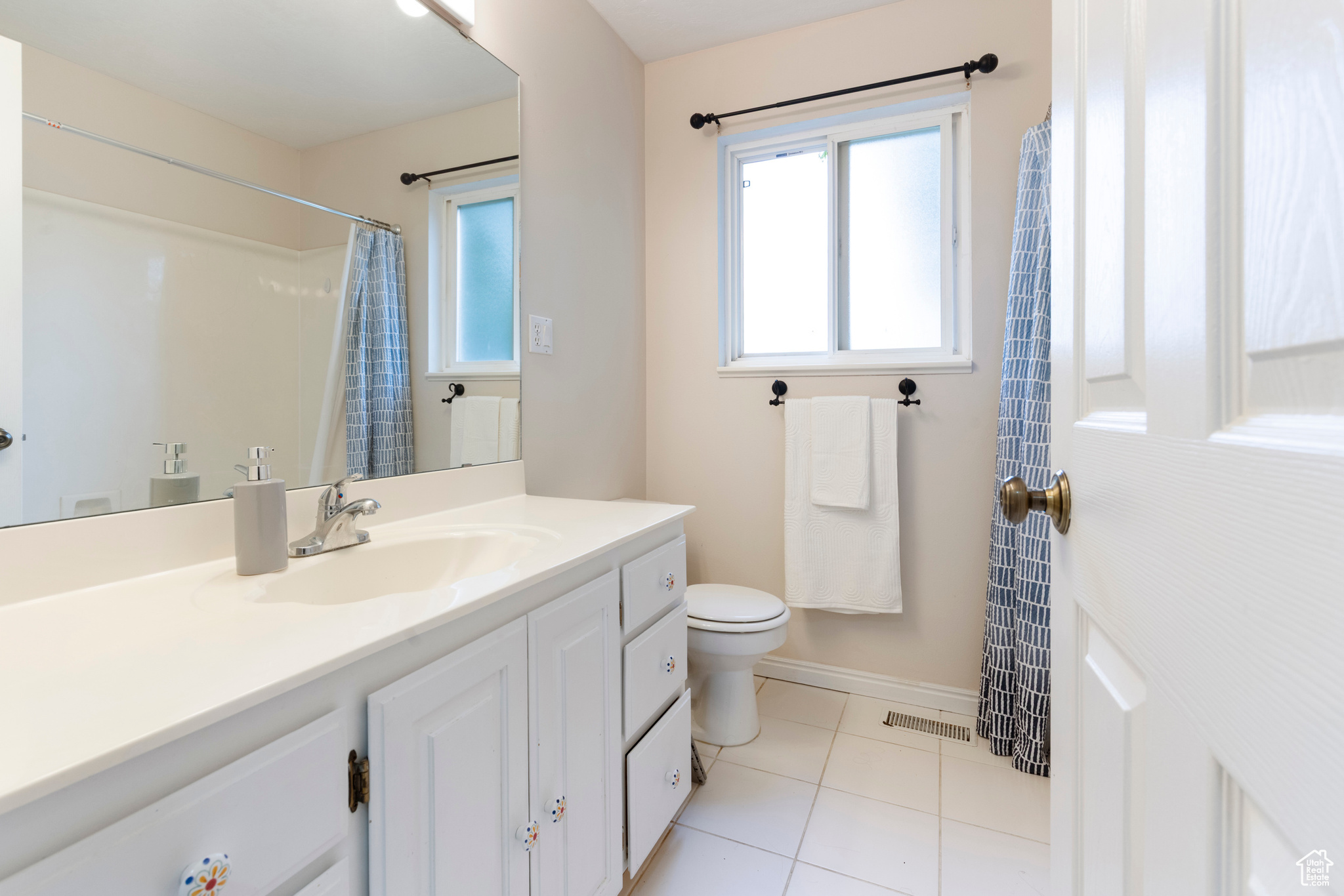 661 E Center St, Providence, Utah image 17