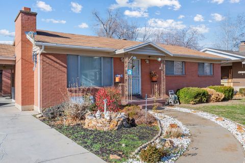 Tiny photo for 8284 S 745 E, Sandy, UT 84094 (MLS # 2124609)