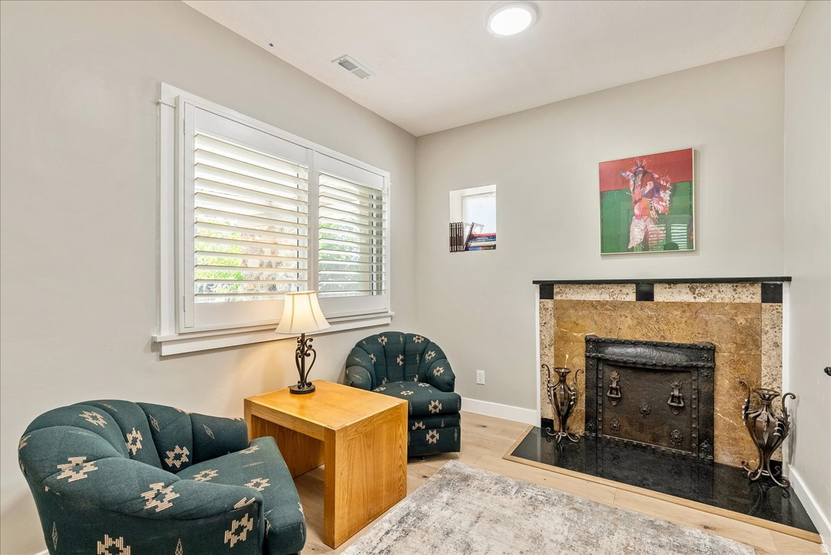 PLAT F - Residential