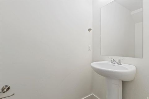 Tiny photo for 643 N 160 E, Vineyard, UT 84059 (MLS # 2135925)