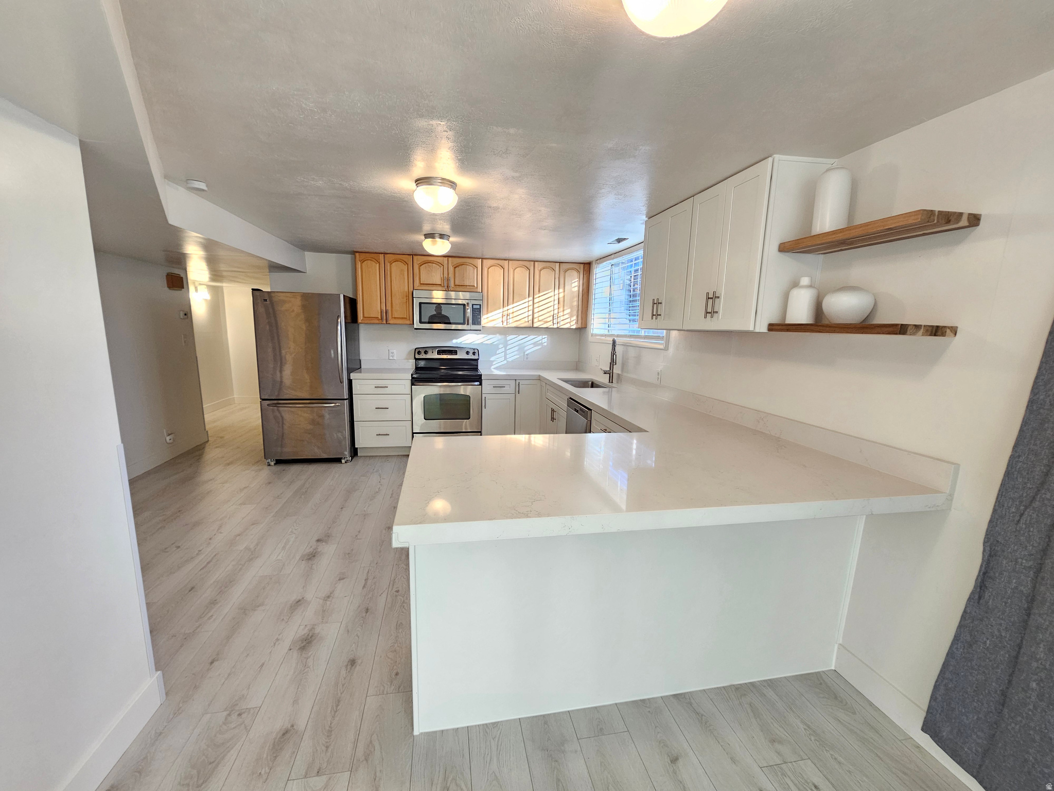 MEADOWS - Residential Lease