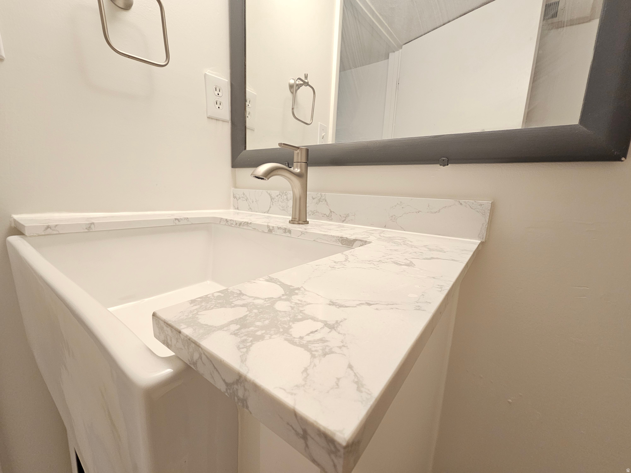 MEADOWS - Residential Lease