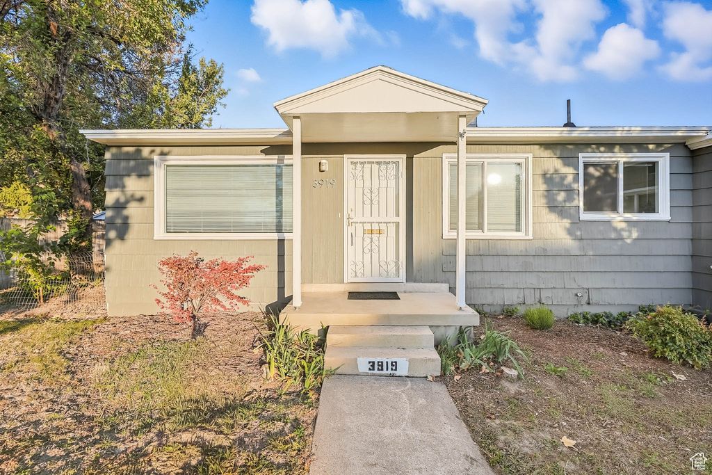 Photo of 3919 S 1000 E, Salt Lake City, UT 84124 (MLS # 2119411)