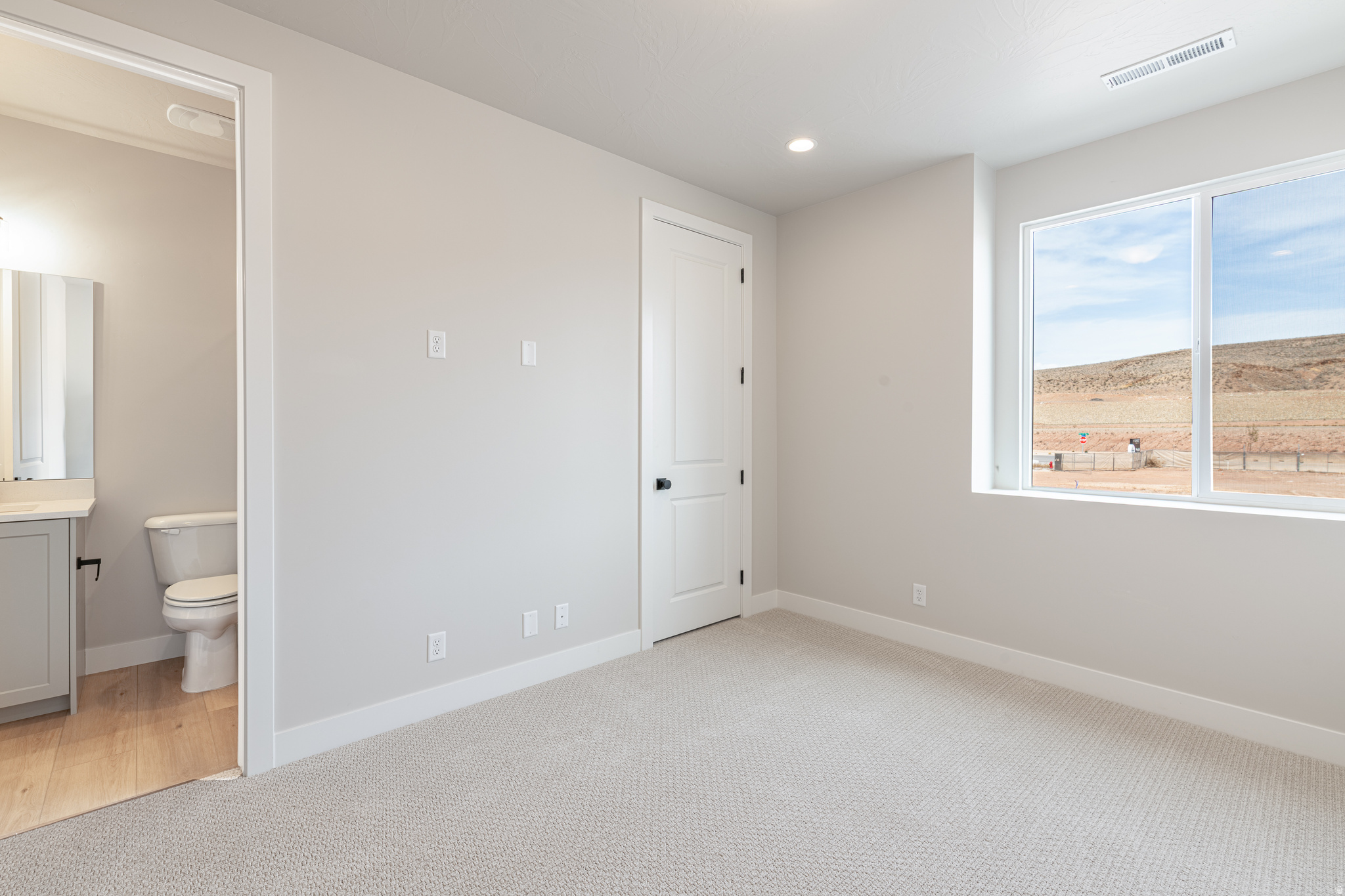 ATKINVILLE TOWNHOMES AT DESERT COLOR - Residential