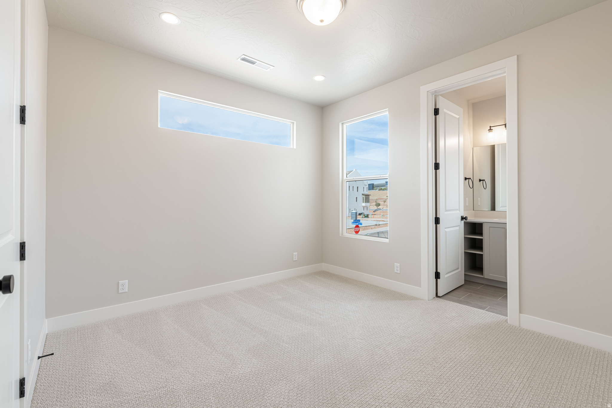 ATKINVILLE TOWNHOMES AT DESERT COLOR - Residential