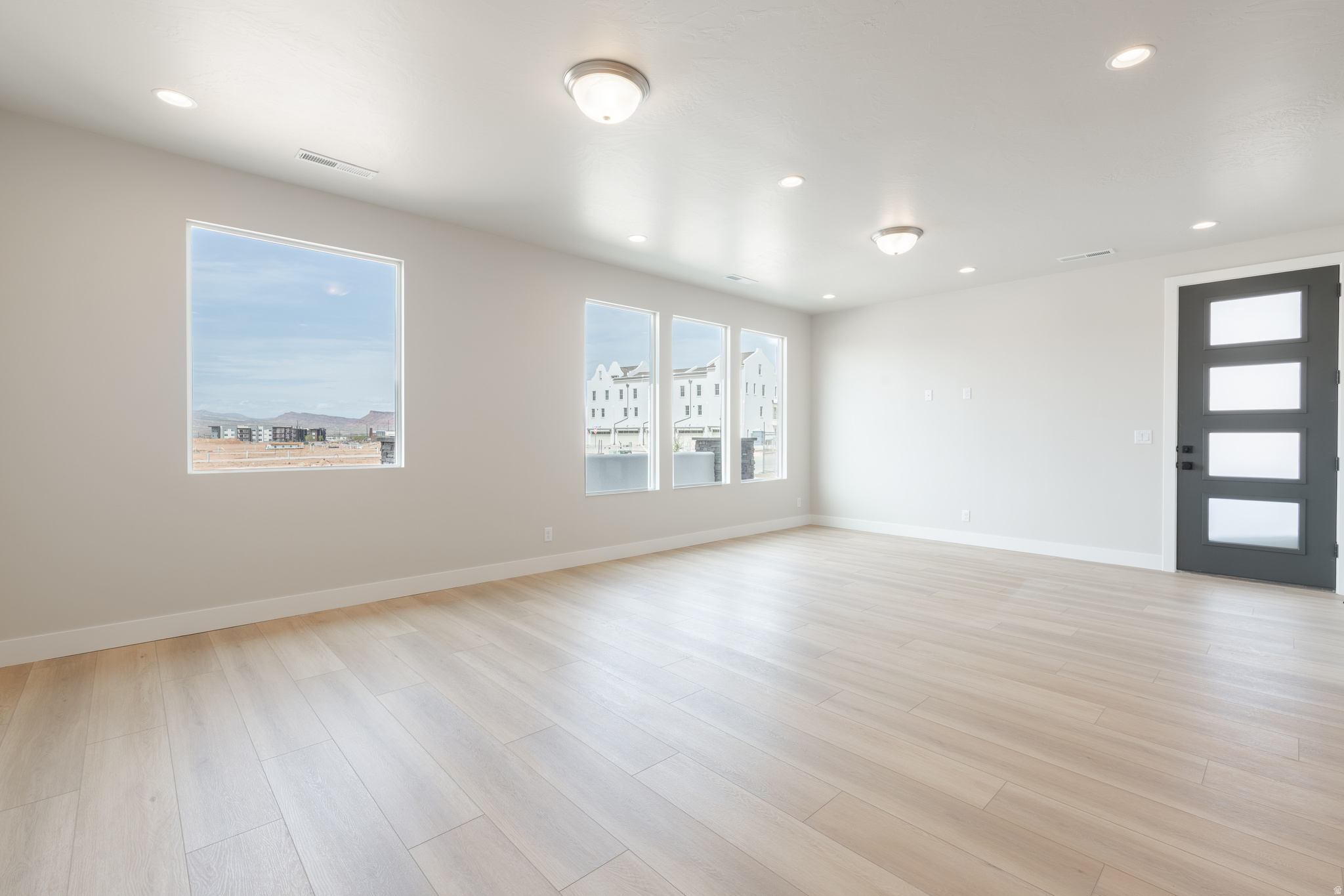 ATKINVILLE TOWNHOMES AT DESERT COLOR - Residential