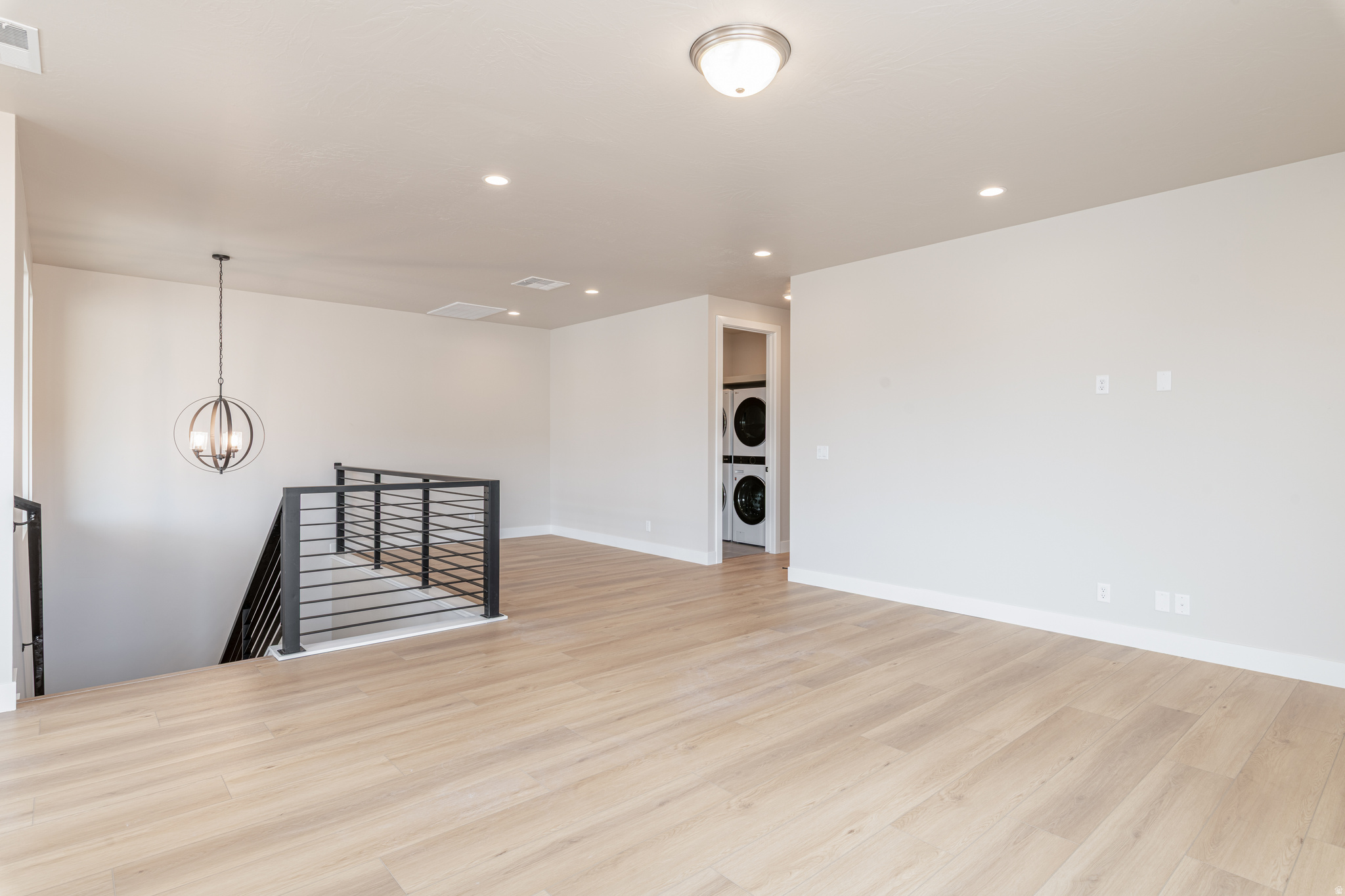 ATKINVILLE TOWNHOMES AT DESERT COLOR - Residential