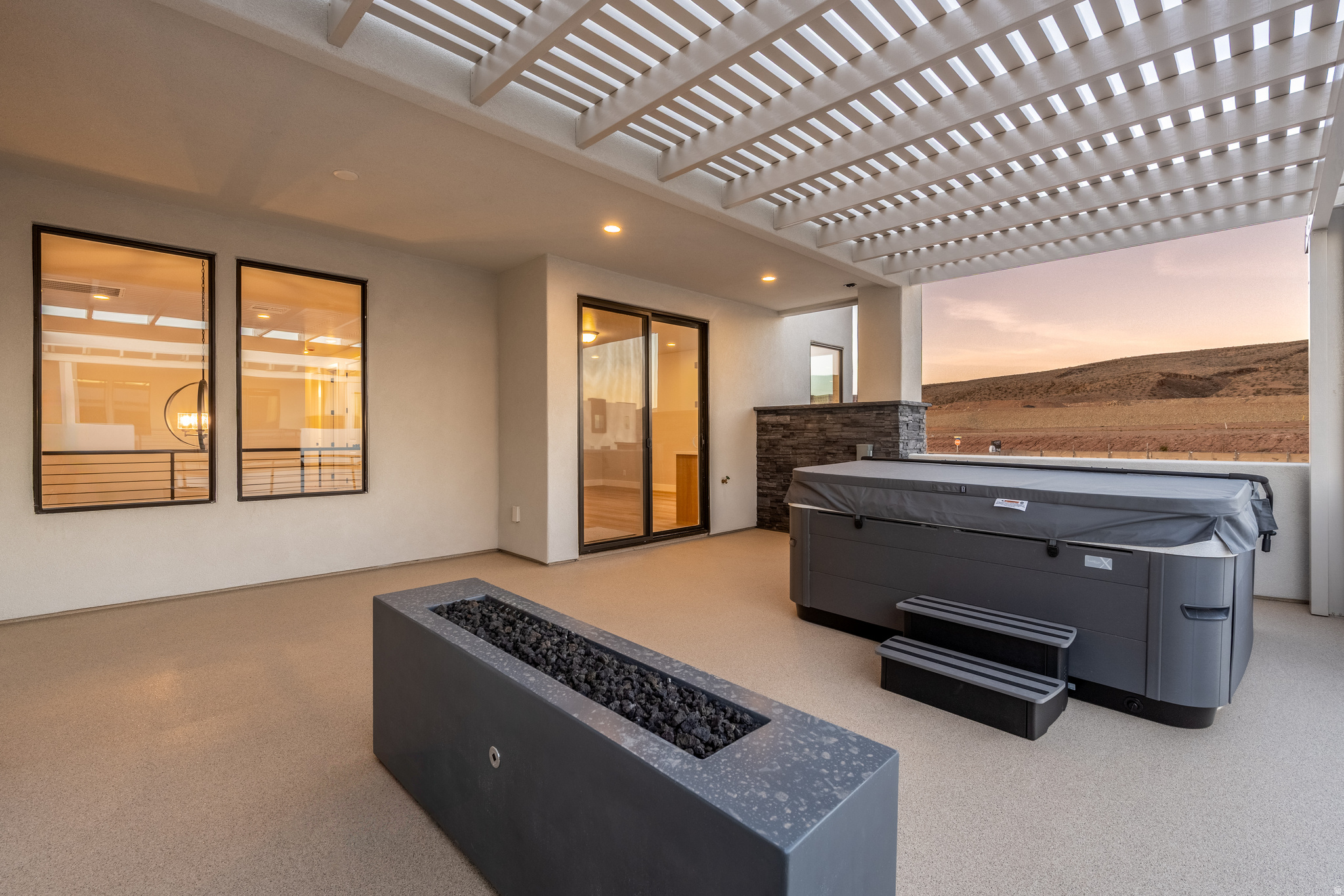 ATKINVILLE TOWNHOMES AT DESERT COLOR - Residential