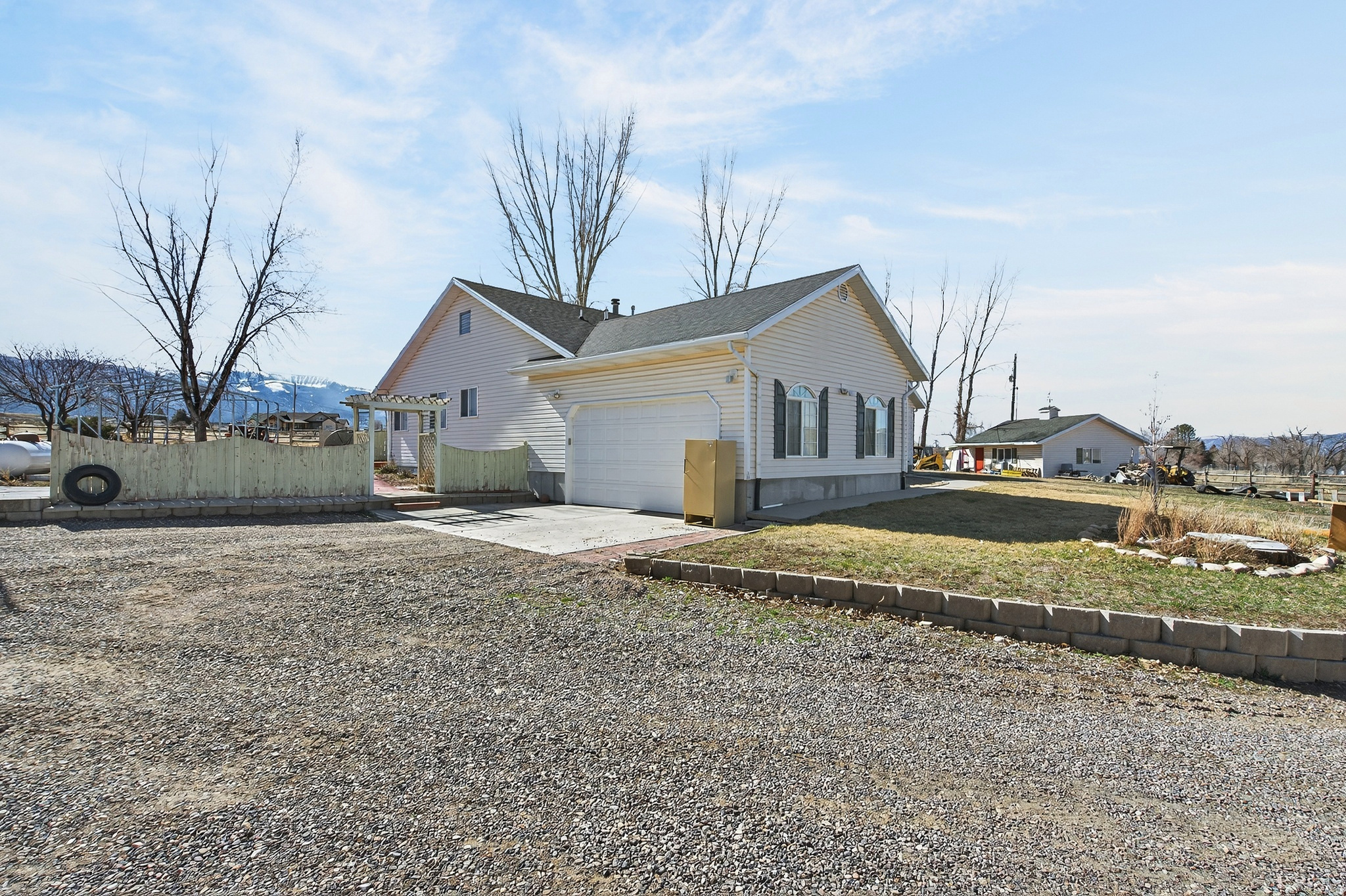 YOUNG PROPERTY - Residential