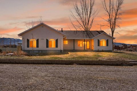 Homes For Sale - 598 E 900<br/> Spring City, UT 84662