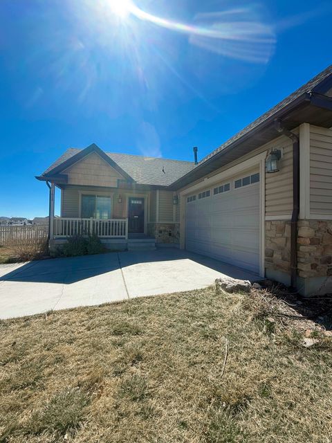 Tiny photo for 1612 E SHADOW DR, Eagle Mountain, UT 84005 (MLS # 2158570)