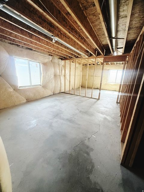 Tiny photo for 1612 E SHADOW DR, Eagle Mountain, UT 84005 (MLS # 2158570)