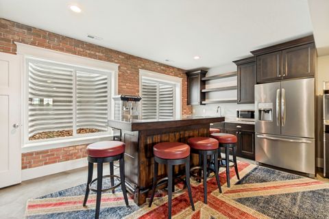Tiny photo for 4958 W LAKE AVE, South Jordan, UT 84009 (MLS # 2154517)