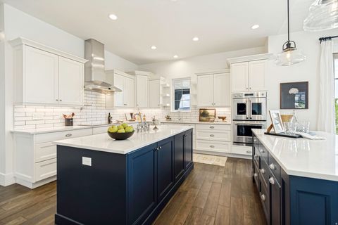Tiny photo for 4958 W LAKE AVE, South Jordan, UT 84009 (MLS # 2154517)