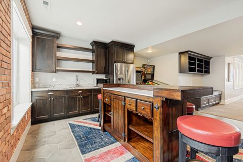 Tiny photo for 4958 W LAKE AVE, South Jordan, UT 84009 (MLS # 2154517)