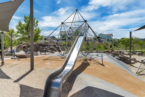 Tiny photo for 4958 W LAKE AVE, South Jordan, UT 84009 (MLS # 2154517)