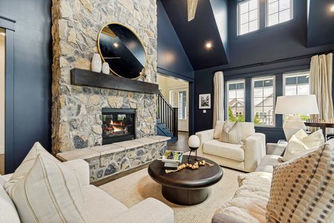 Tiny photo for 4958 W LAKE AVE, South Jordan, UT 84009 (MLS # 2154517)