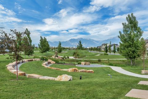 Tiny photo for 4958 W LAKE AVE, South Jordan, UT 84009 (MLS # 2154517)