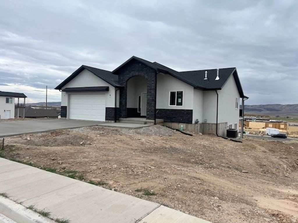 Photo of 1605 N 300 E, Nephi, UT 84648 (MLS # 2123019)