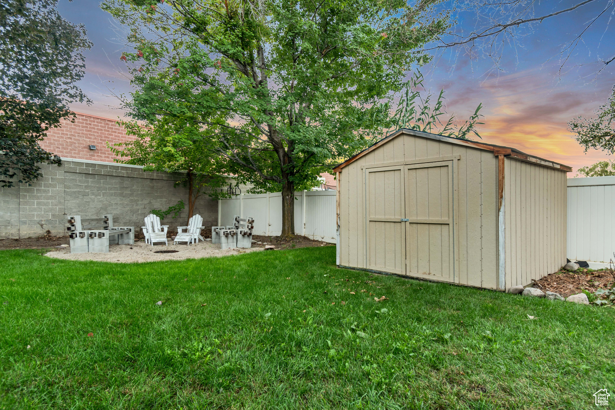 MID VALLEY ESTATES - Residential