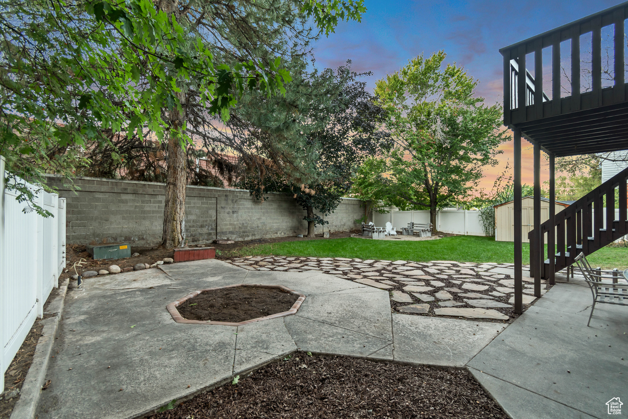 MID VALLEY ESTATES - Residential