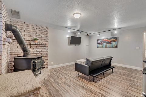 Tiny photo for 752 E CHAD CIR S, Midvale, UT 84047 (MLS # 2114278)