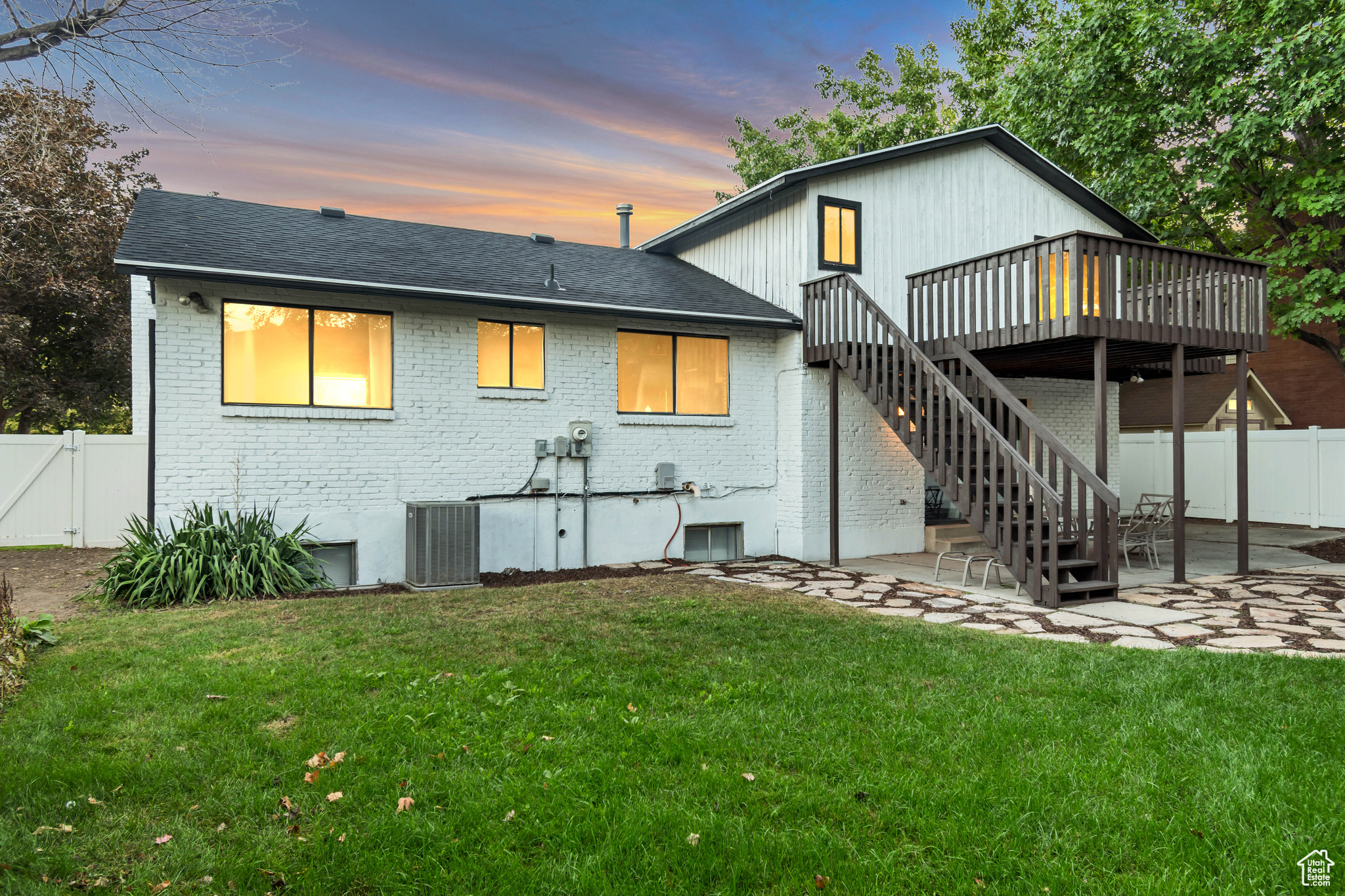 MID VALLEY ESTATES - Residential