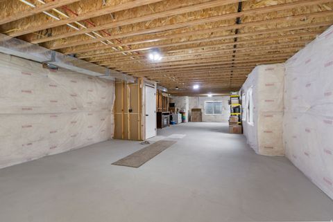 Tiny photo for 4764 N GUNSIGHT PEAK DR, Eagle Mountain, UT 84005 (MLS # 2147187)