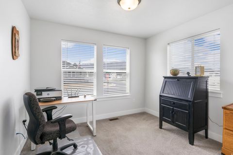 Tiny photo for 4764 N GUNSIGHT PEAK DR, Eagle Mountain, UT 84005 (MLS # 2147187)