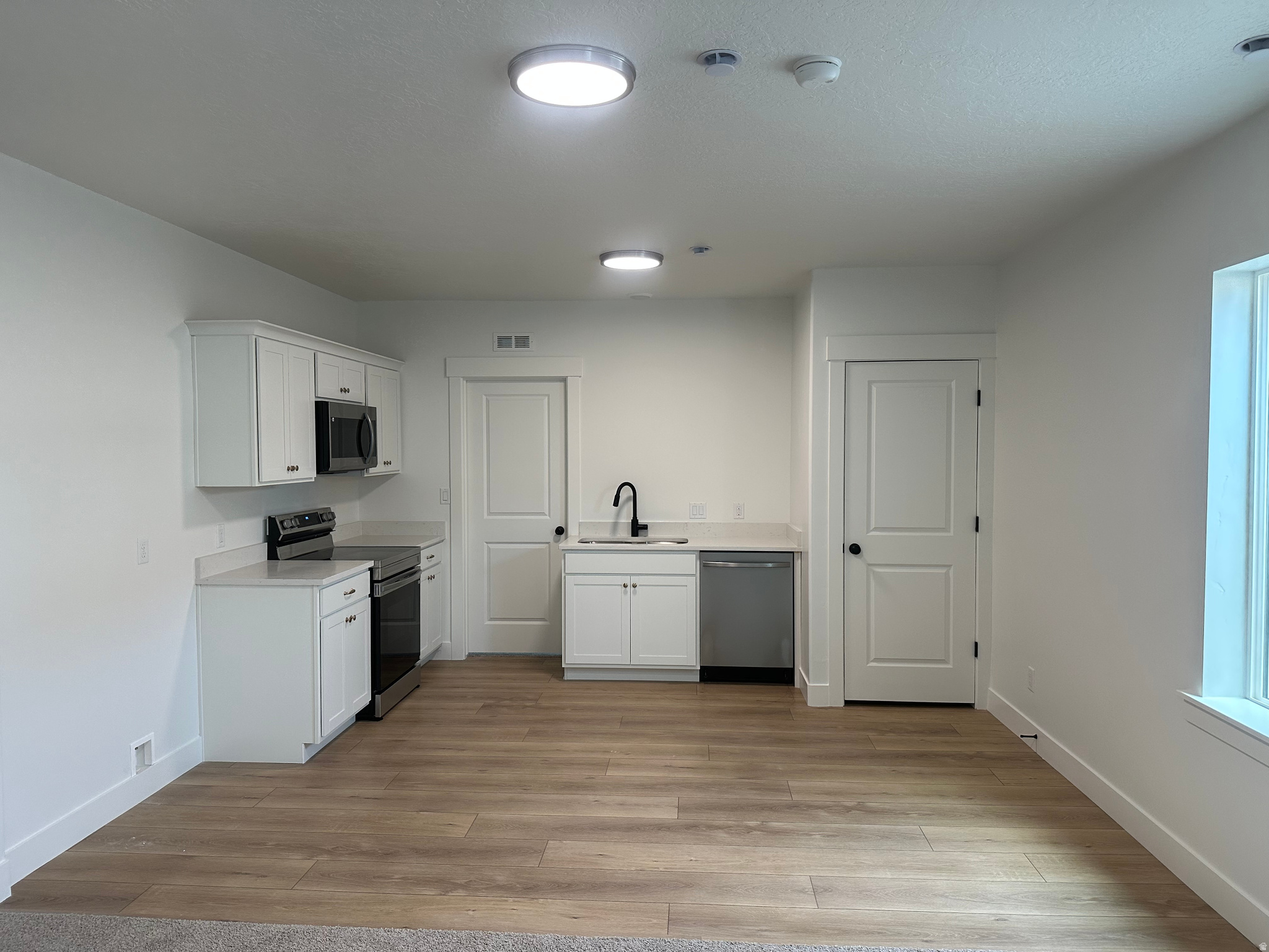 PACIFIC SPRINGS - Residential