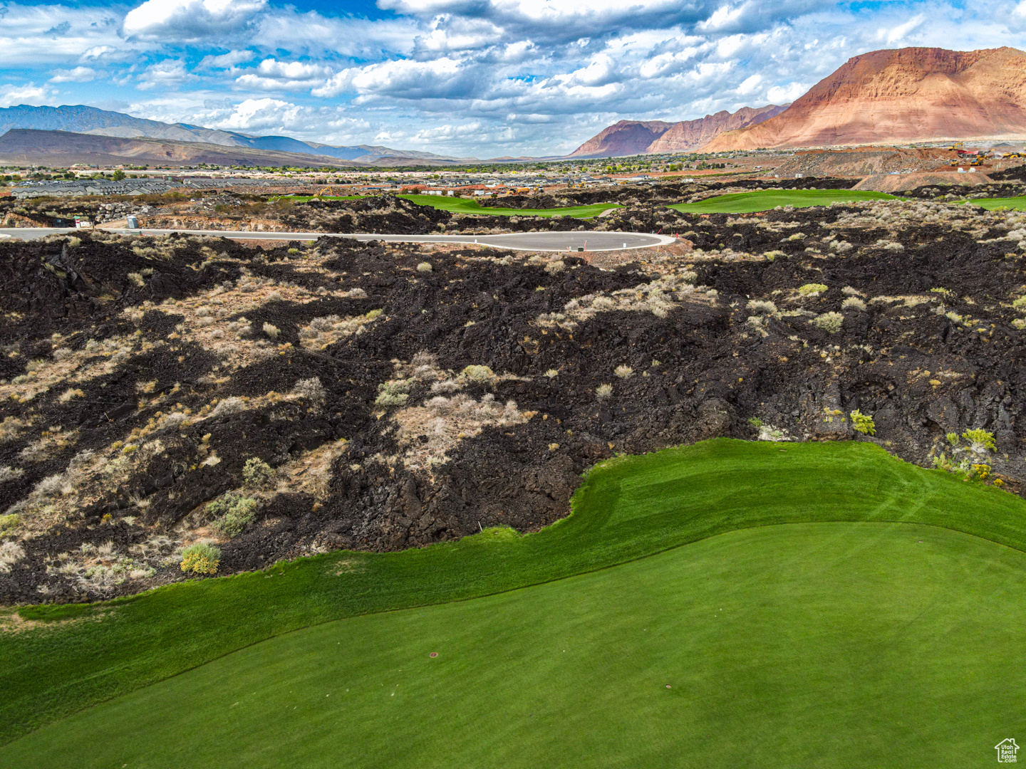 BLACK DESERT SOUTH VILLAGE - Land