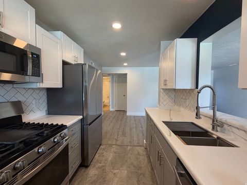 Tiny photo for 325 E 2550 N #23, North Ogden, UT 84414 (MLS # 2145105)