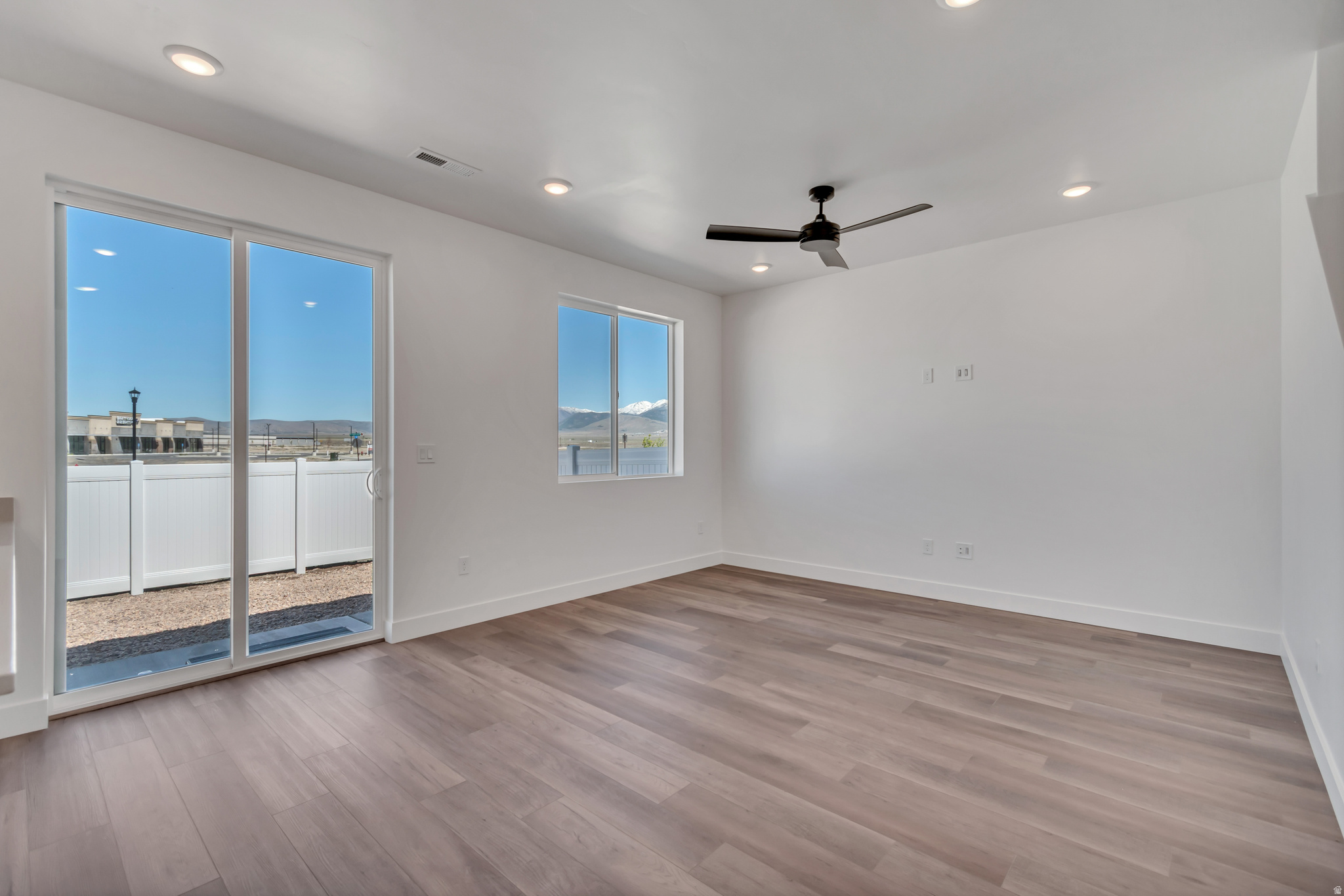 TOWNS AT BRYLEE FARMS - Residential