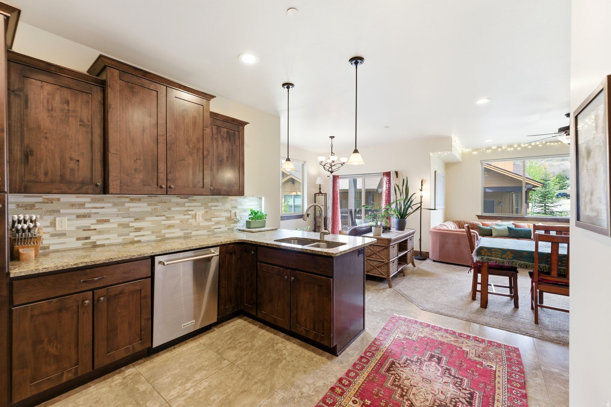 BLACK ROCK RIDGE - Residential