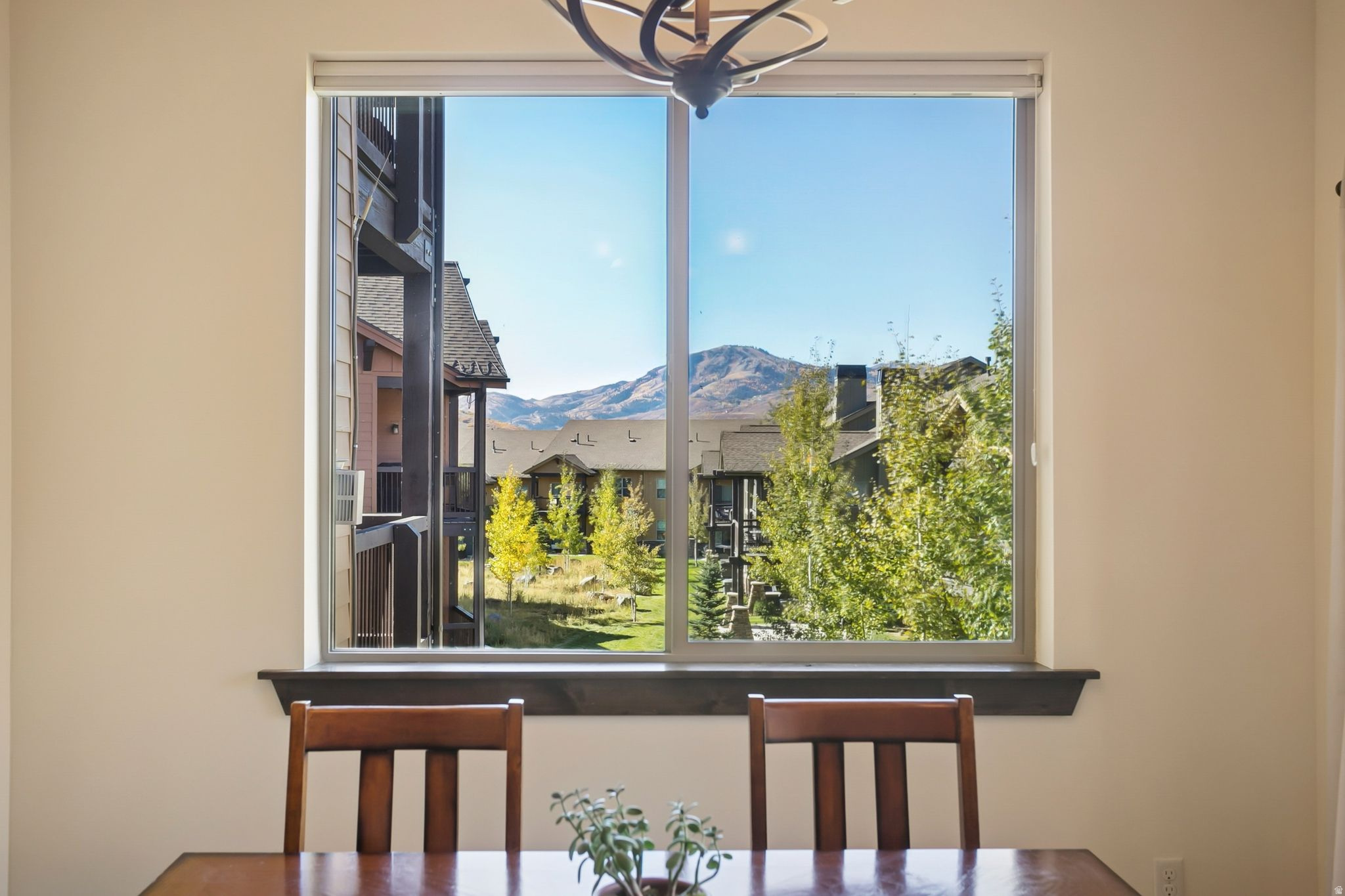 BLACK ROCK RIDGE - Residential