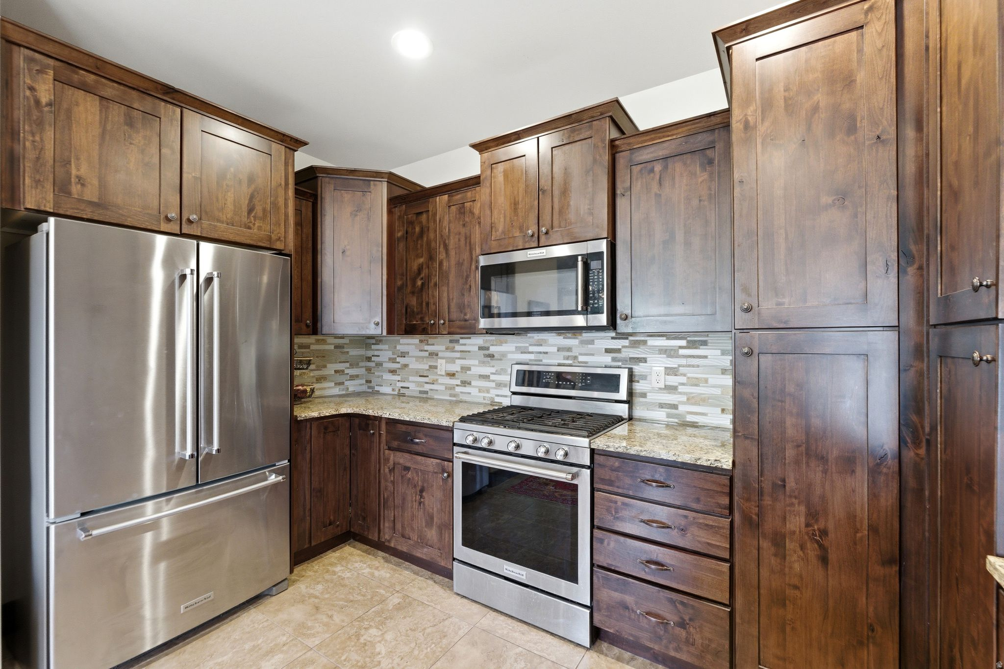 BLACK ROCK RIDGE - Residential