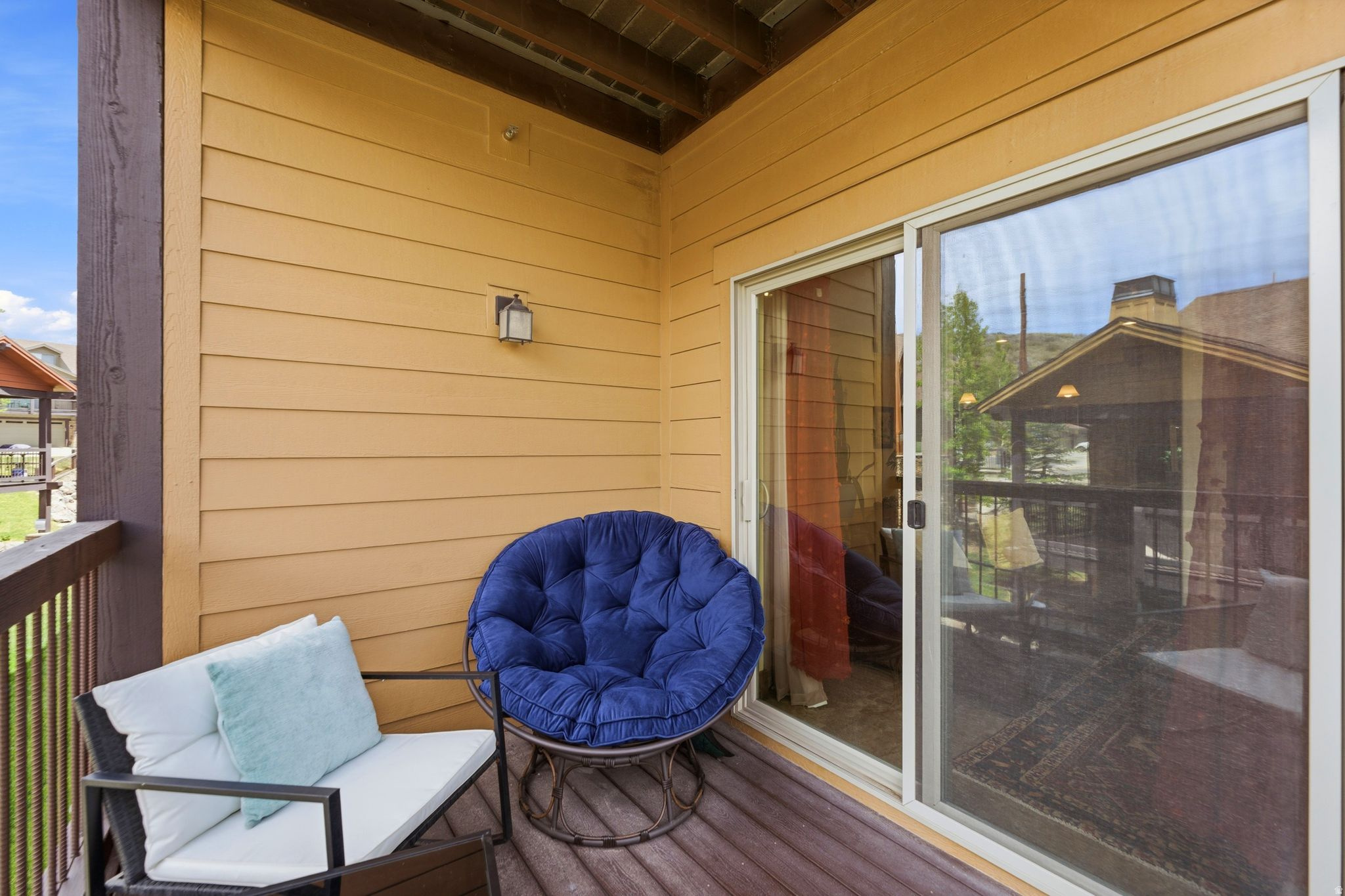 BLACK ROCK RIDGE - Residential