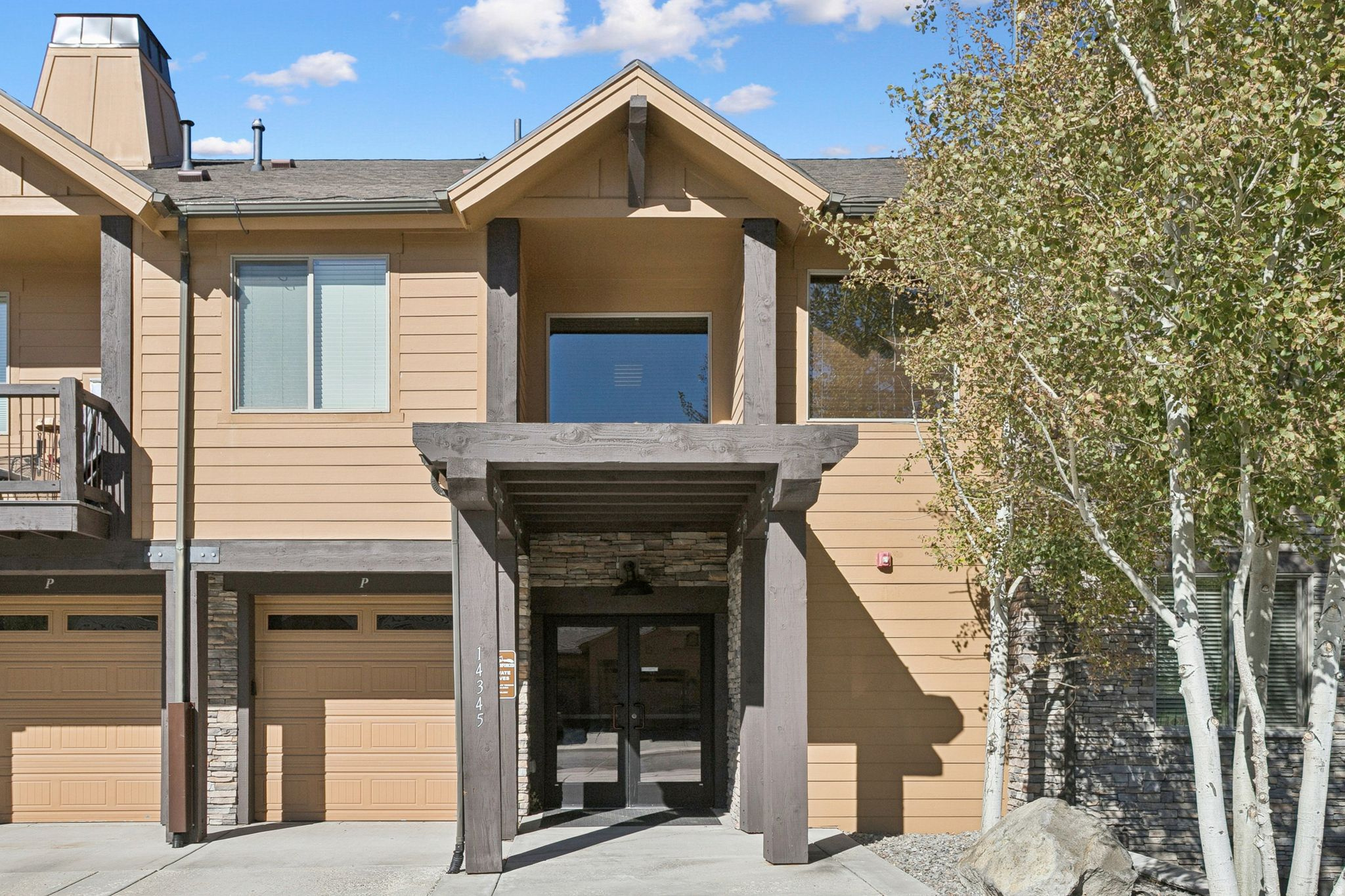 BLACK ROCK RIDGE - Residential