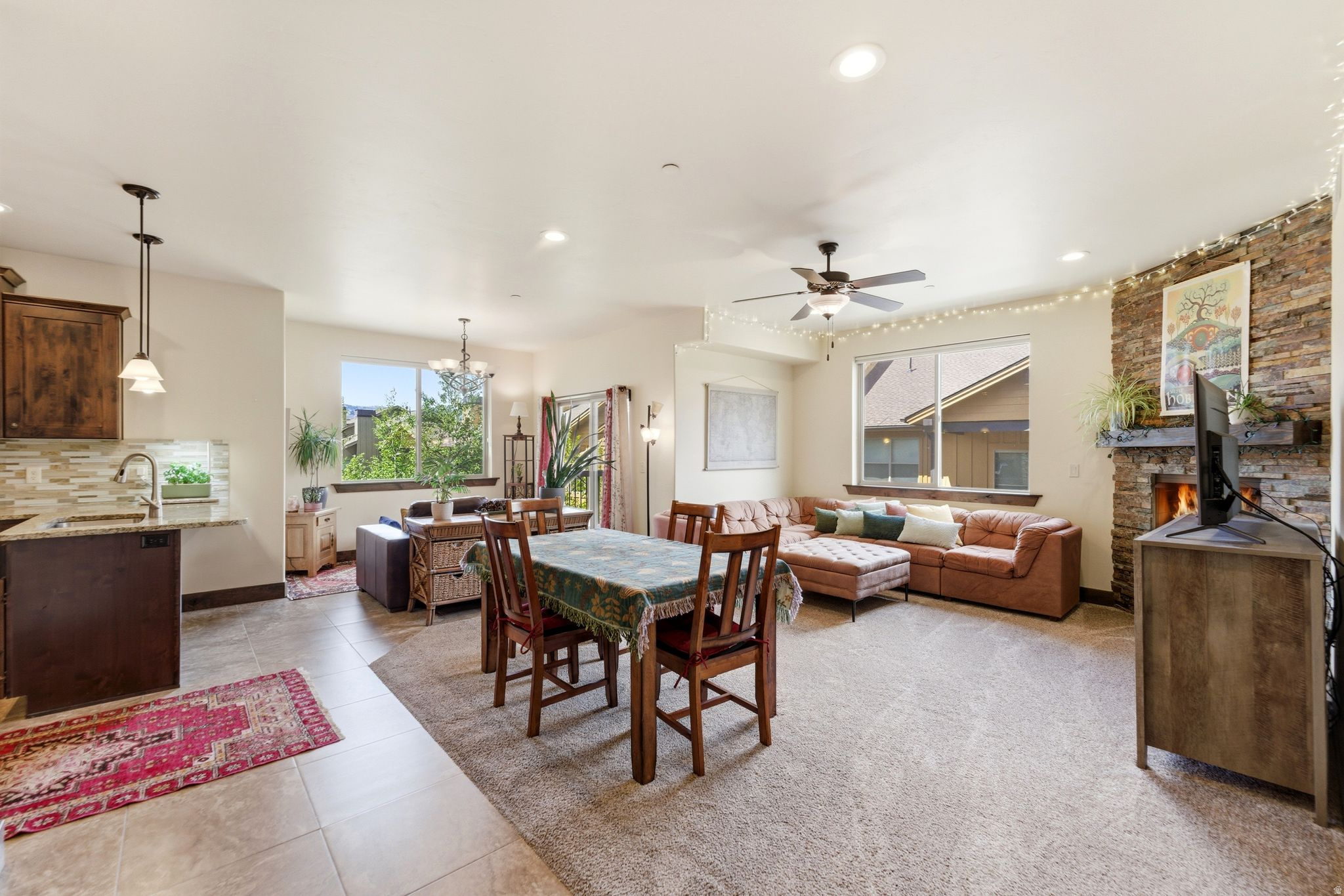 BLACK ROCK RIDGE - Residential