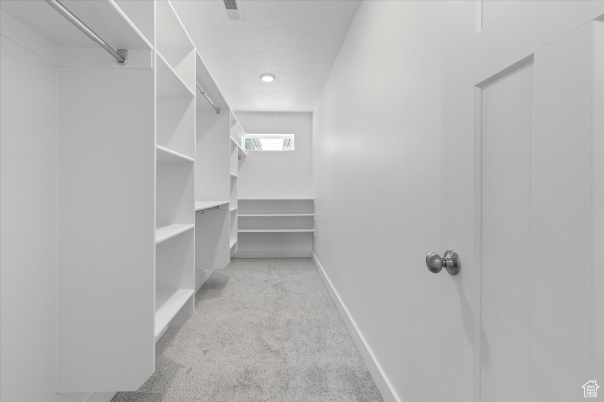 LOVELESS ESTATES - Residential