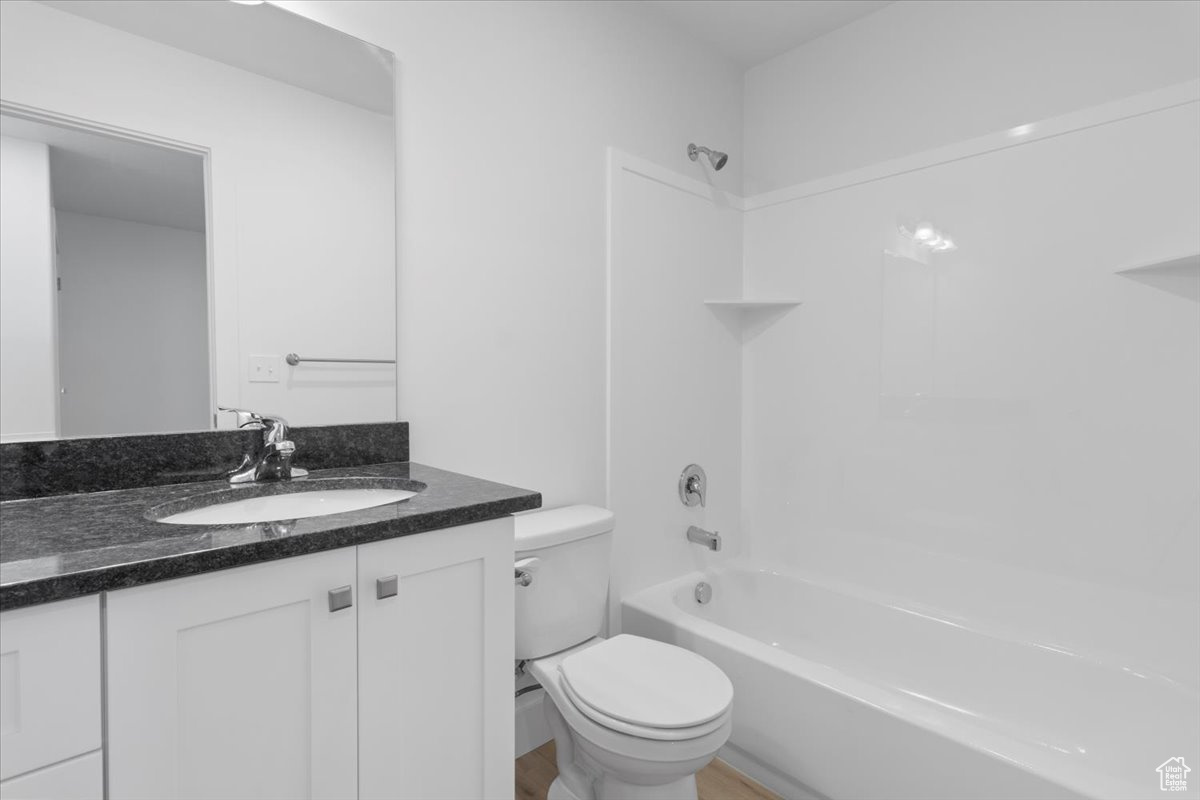 LOVELESS ESTATES - Residential