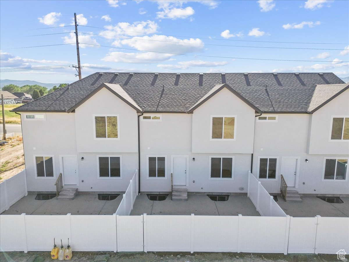 LOVELESS ESTATES - Residential