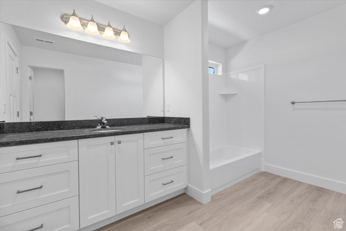 LOVELESS ESTATES - Residential
