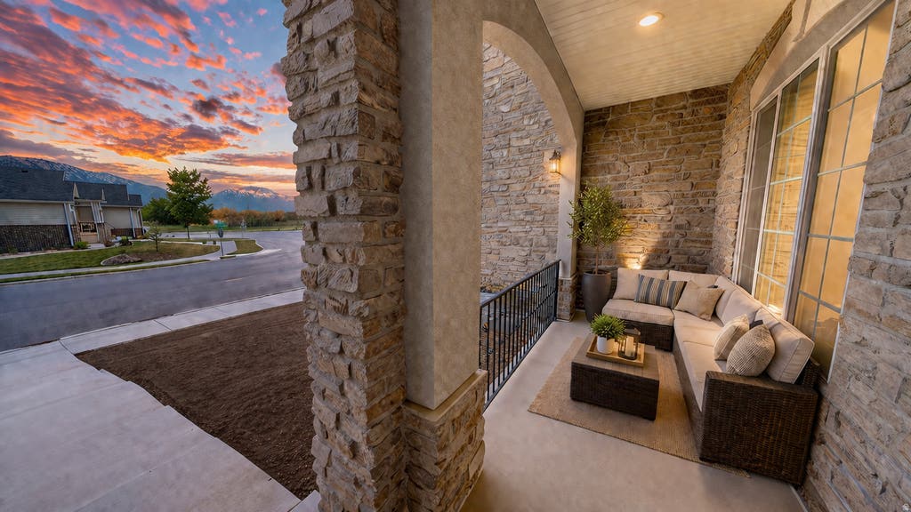 Photo of 1073 N TITAN DR, Lehi, UT 84043 (MLS # 2180582)