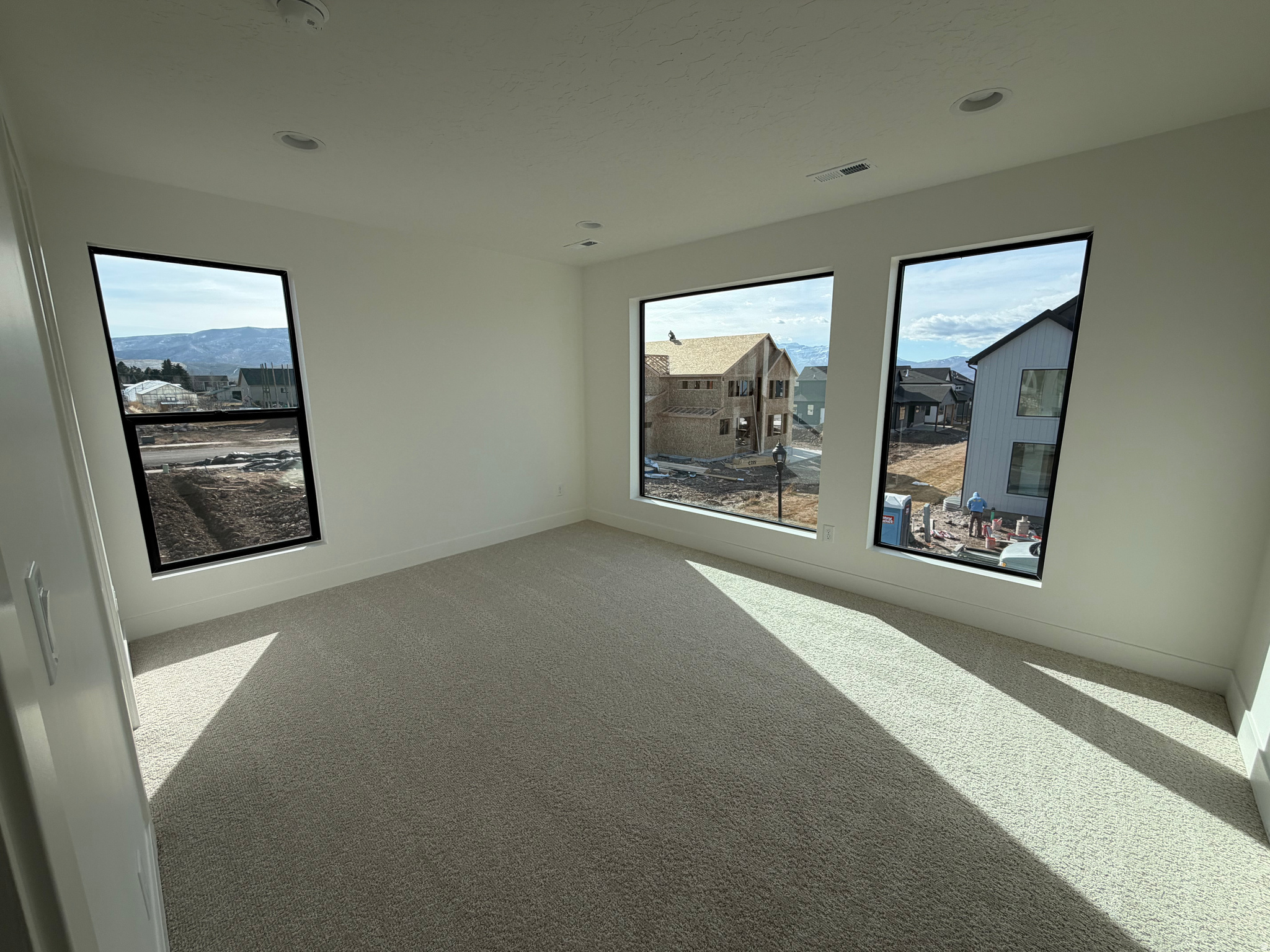 THE CROSSINGS - Residential