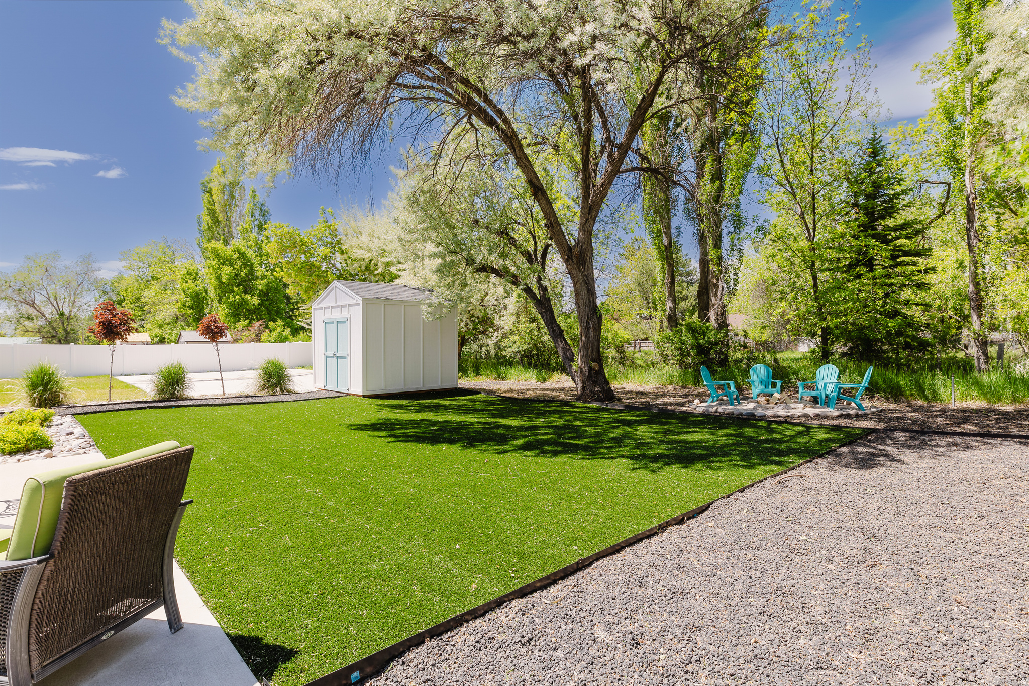 CB ROBBINS - Residential