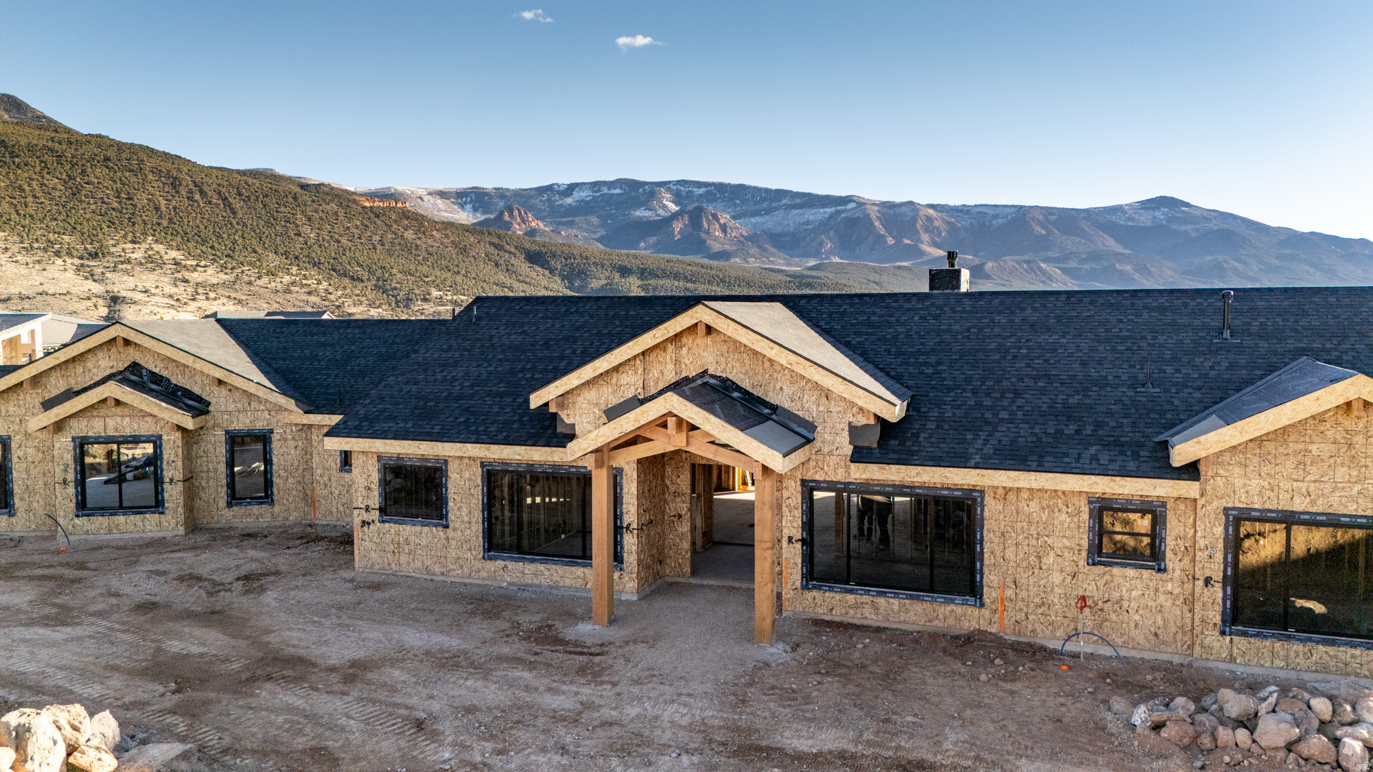 EAGLE RIDGE AT SOUTH MOUNTAIN - Residential