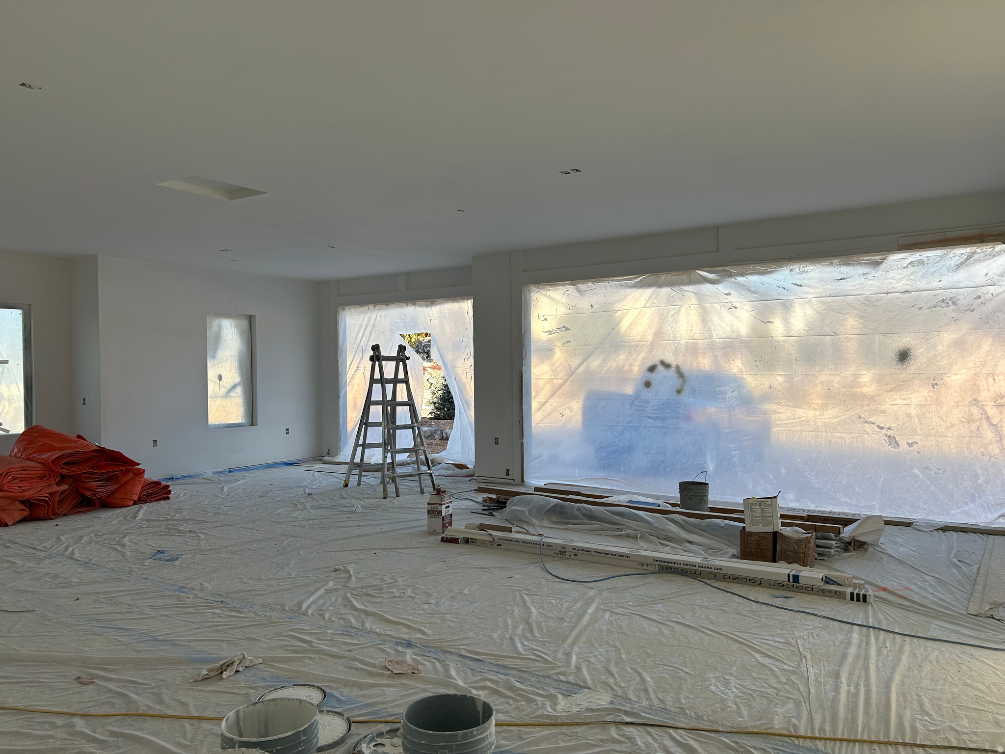 EAGLE RIDGE AT SOUTH MOUNTAIN - Residential