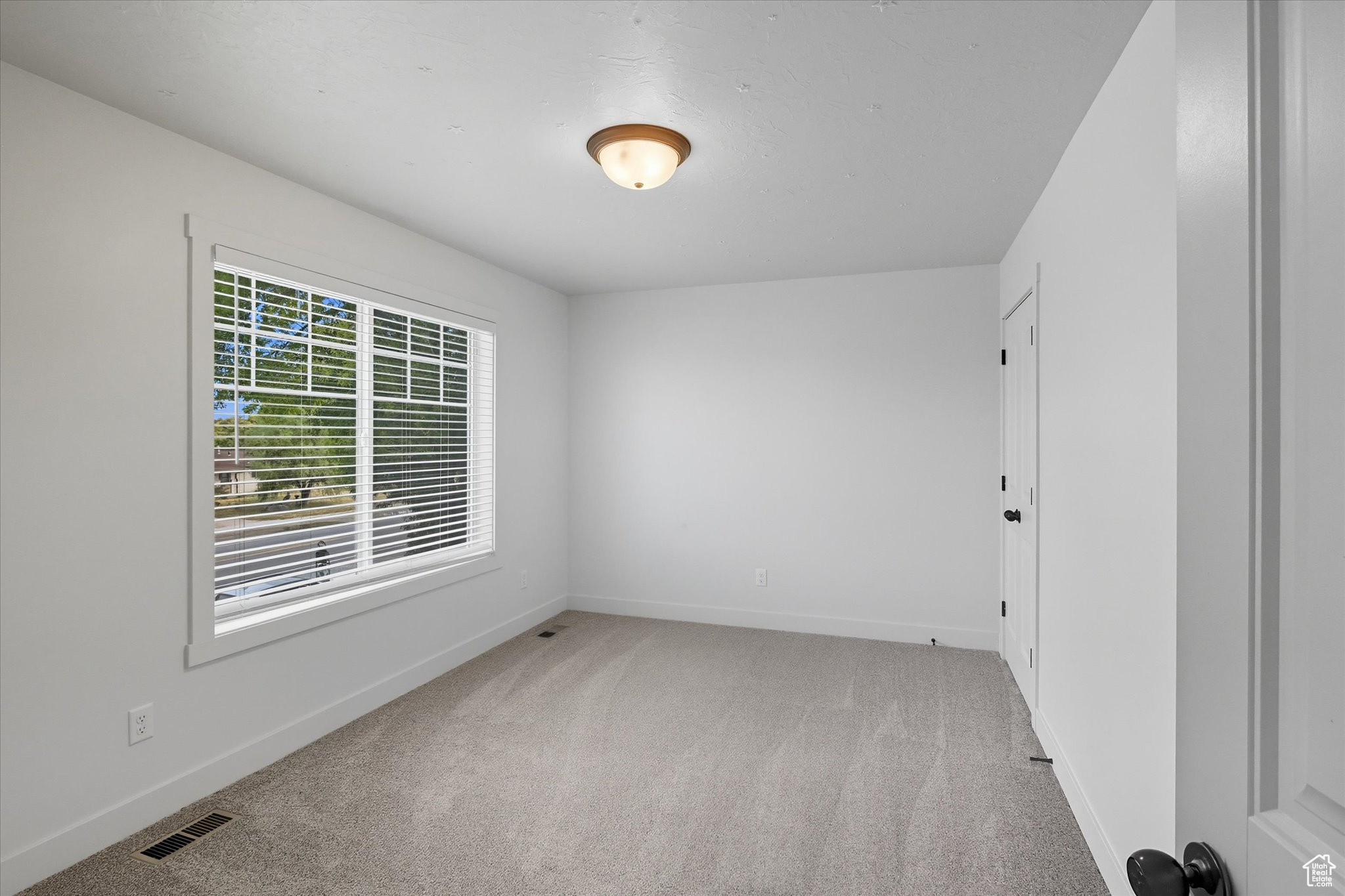 LYNN LINDLEY MINI SUBDIVISION - Residential