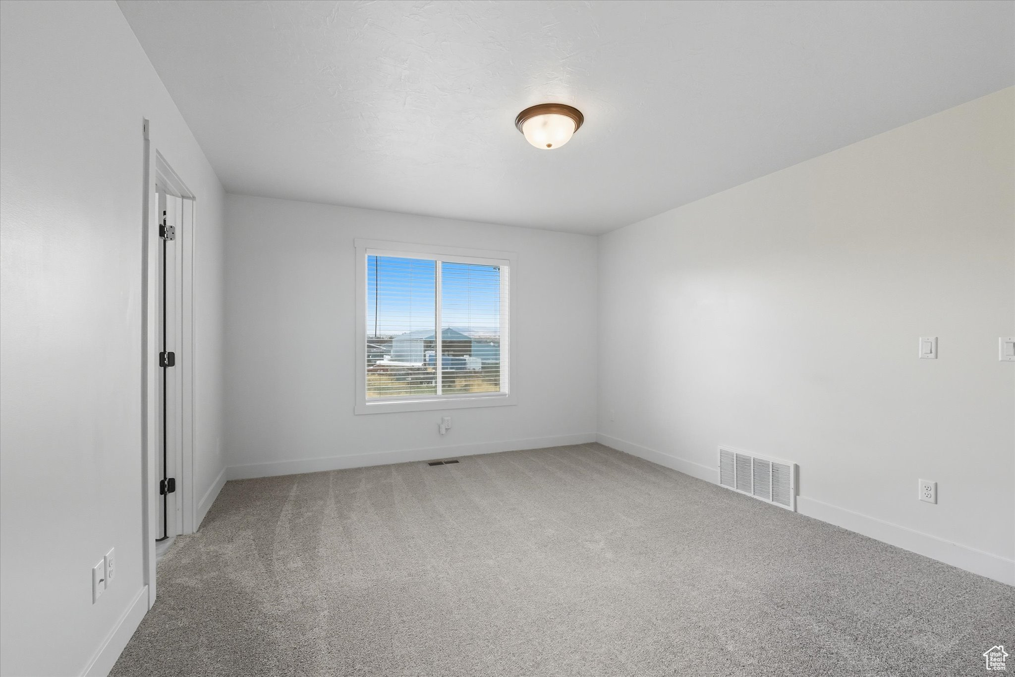 LYNN LINDLEY MINI SUBDIVISION - Residential